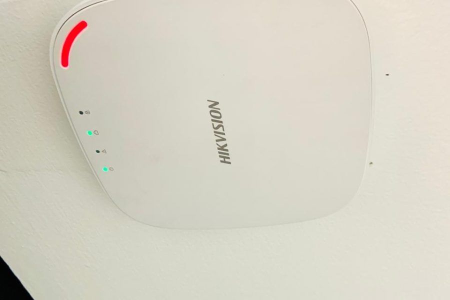 Central de alarma y sistema de seguridad